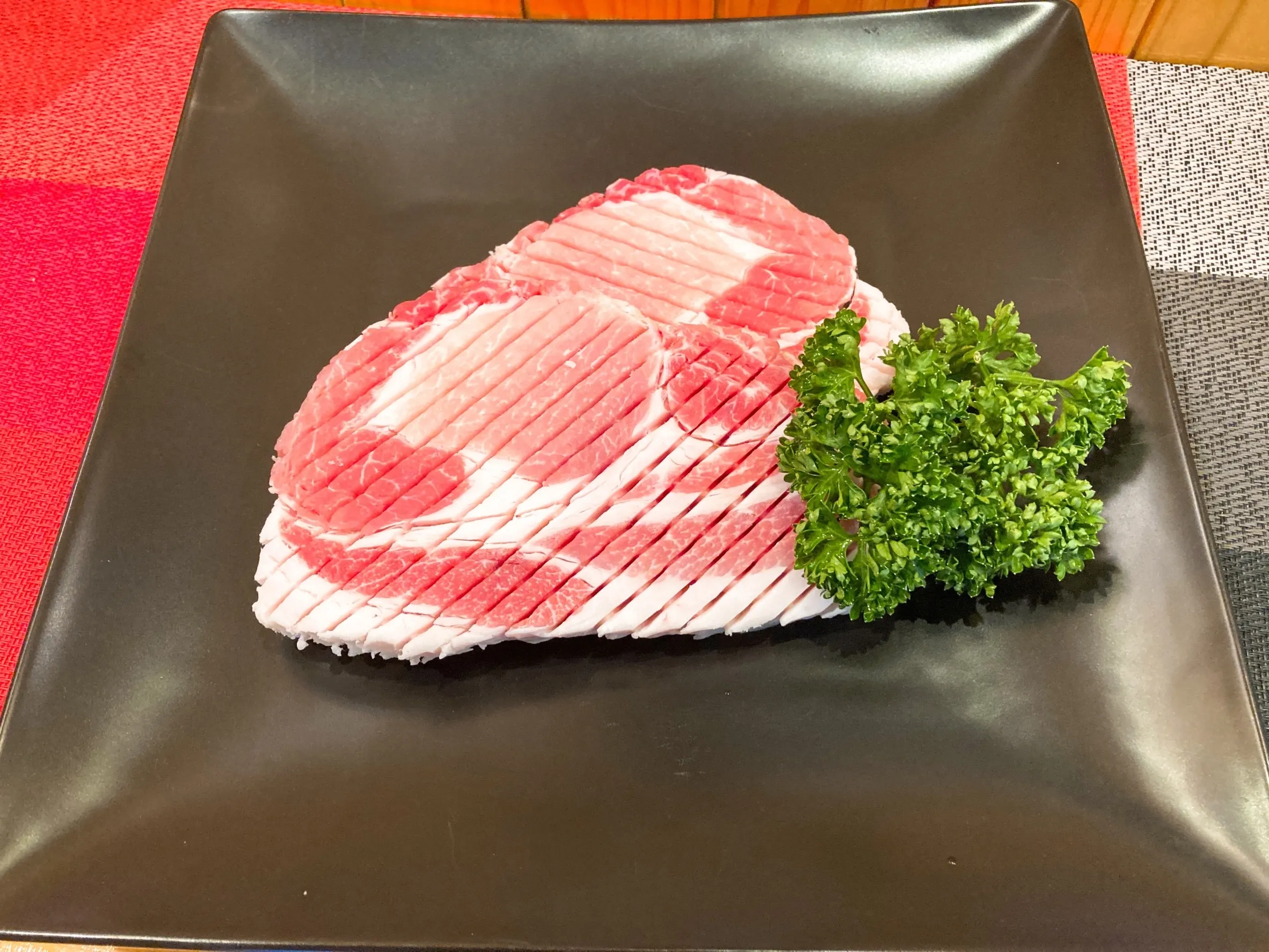 松阪豚 サシの美しさ
